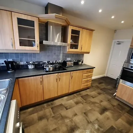 Luxury 5-Bed House Near Nec & Bhx Apartment Solihull Exterior photo