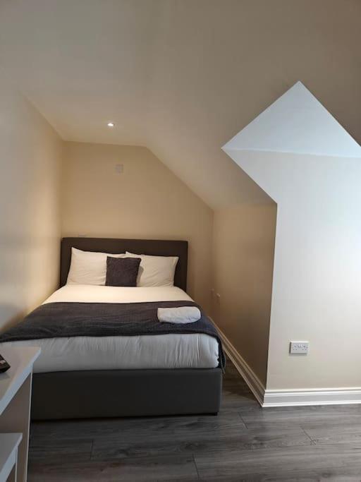 Luxury 5-bed House Near Nec & Bhx Apartment *